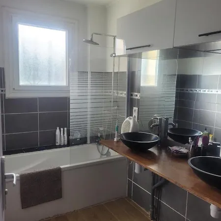 Maison De Vacances Au Coeur De La Cerdagne Angoustrine Esterno foto